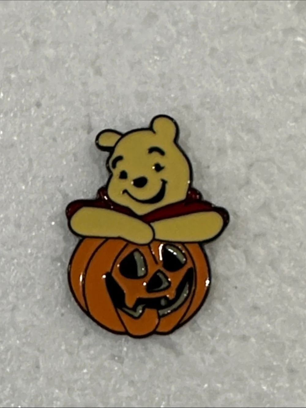 Winnie-The-Pooh Halloween Pumpkin Enamel Pin - Yellow & Orange